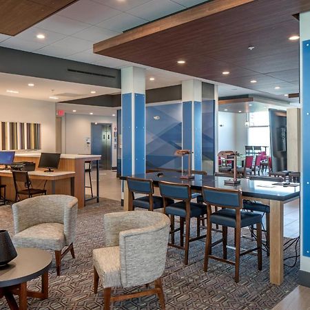 Holiday Inn Express & Suites - West Omaha - Elkhorn By Ihg Buitenkant foto