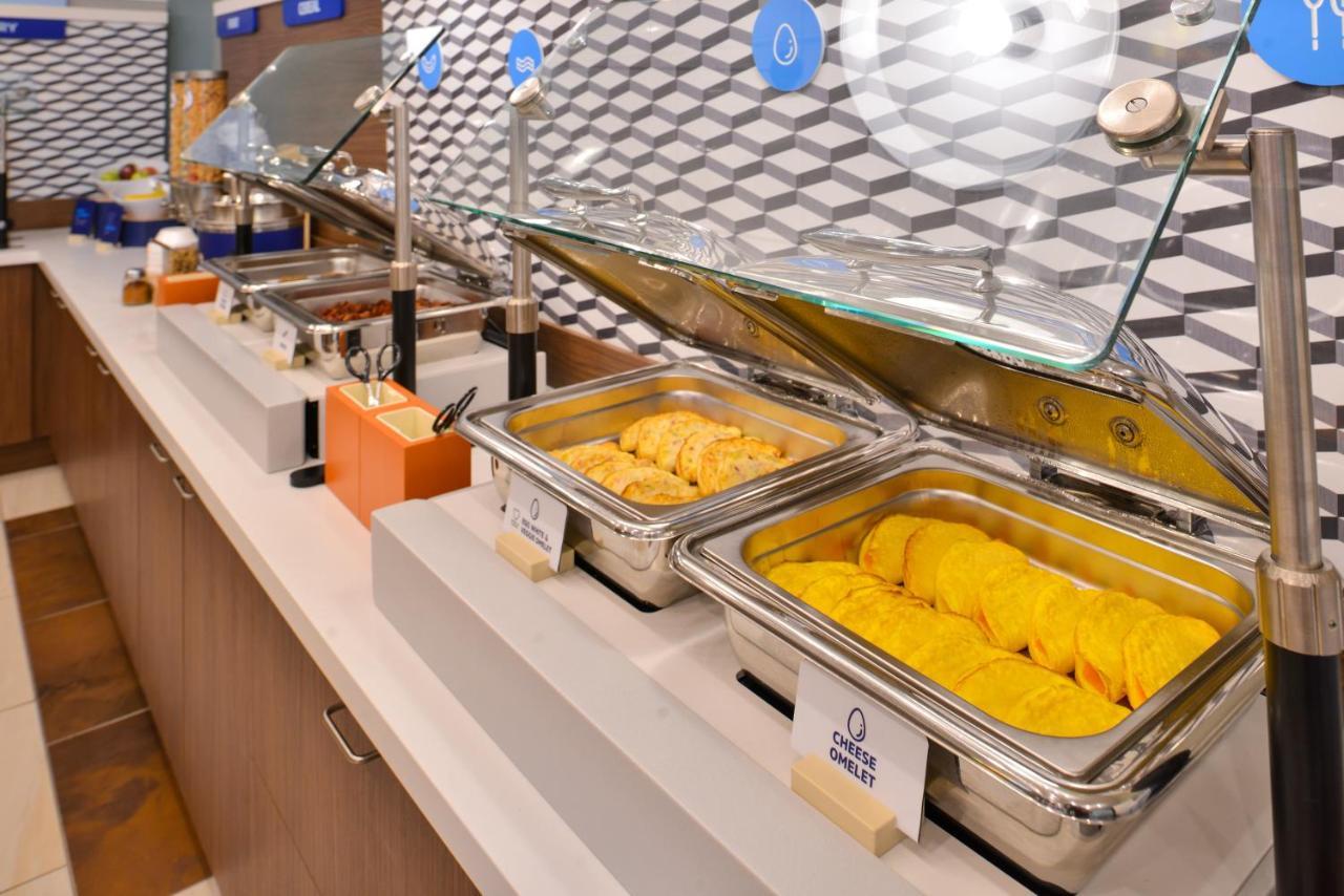 Holiday Inn Express & Suites - West Omaha - Elkhorn By Ihg Buitenkant foto